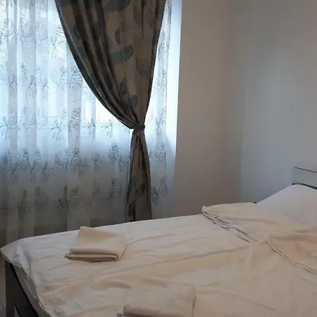 Tibiscum Apartament, *